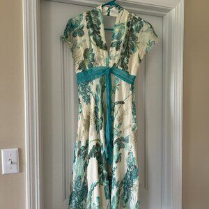 Dressbarn Ladies 100% Silk Dress V-Neck Low Back Cream Aqua Island Leaves Flower